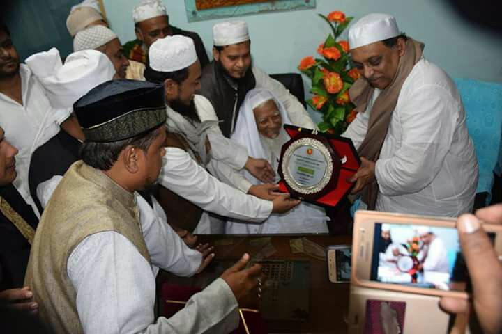 কাউকে মুনাফিক বলার আগে নিজে মুসলমান কিনা সেটা যাচাই করা উচিত